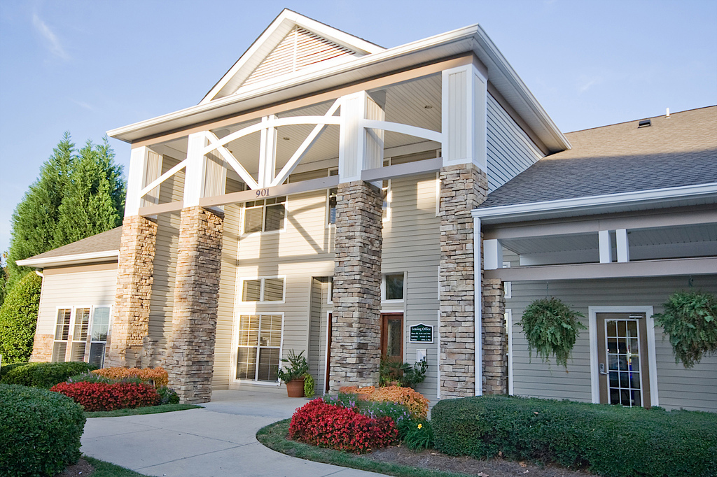 Waypoint Residential 901 Place Clubhouse